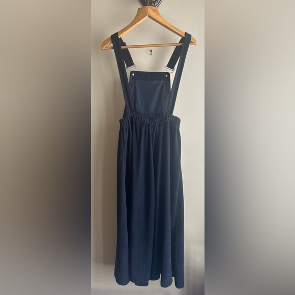 Light cord overall dress - Picture 9 of 9